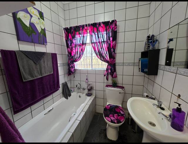 3 BEDROOM HOUSE TO LET IN KOOKRUS